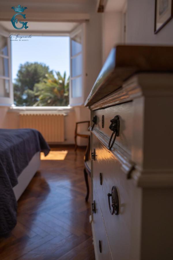 La Spagnuola - Villa Cinquecentesca Sul Mare Con Parco Privato サヴォーナ エクステリア 写真